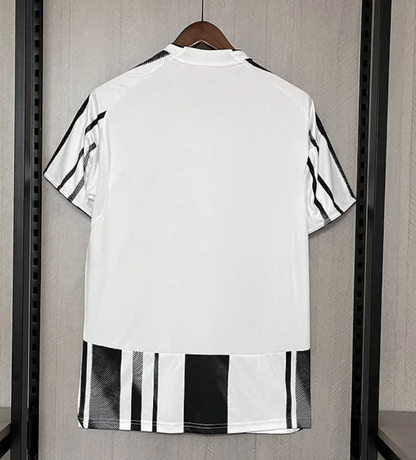 2025/2026 Juventus Home Soccer Jersey