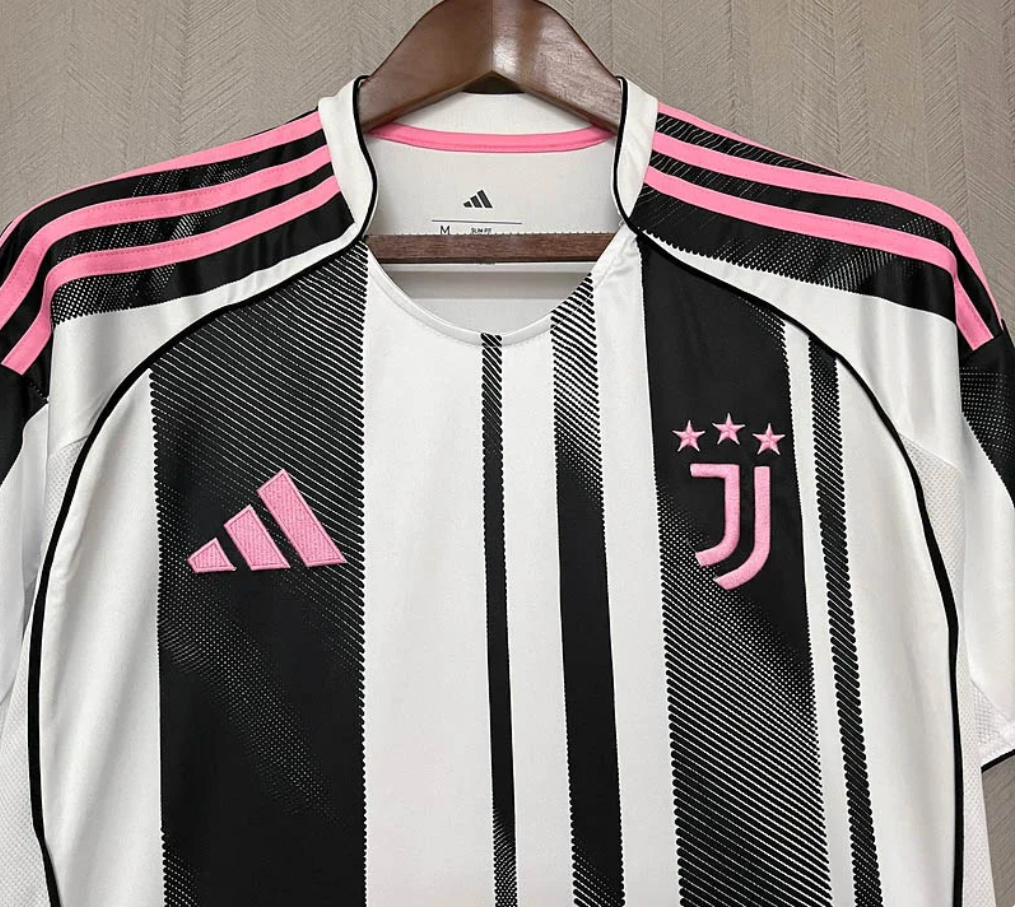 2025/2026 Juventus Home Soccer Jersey