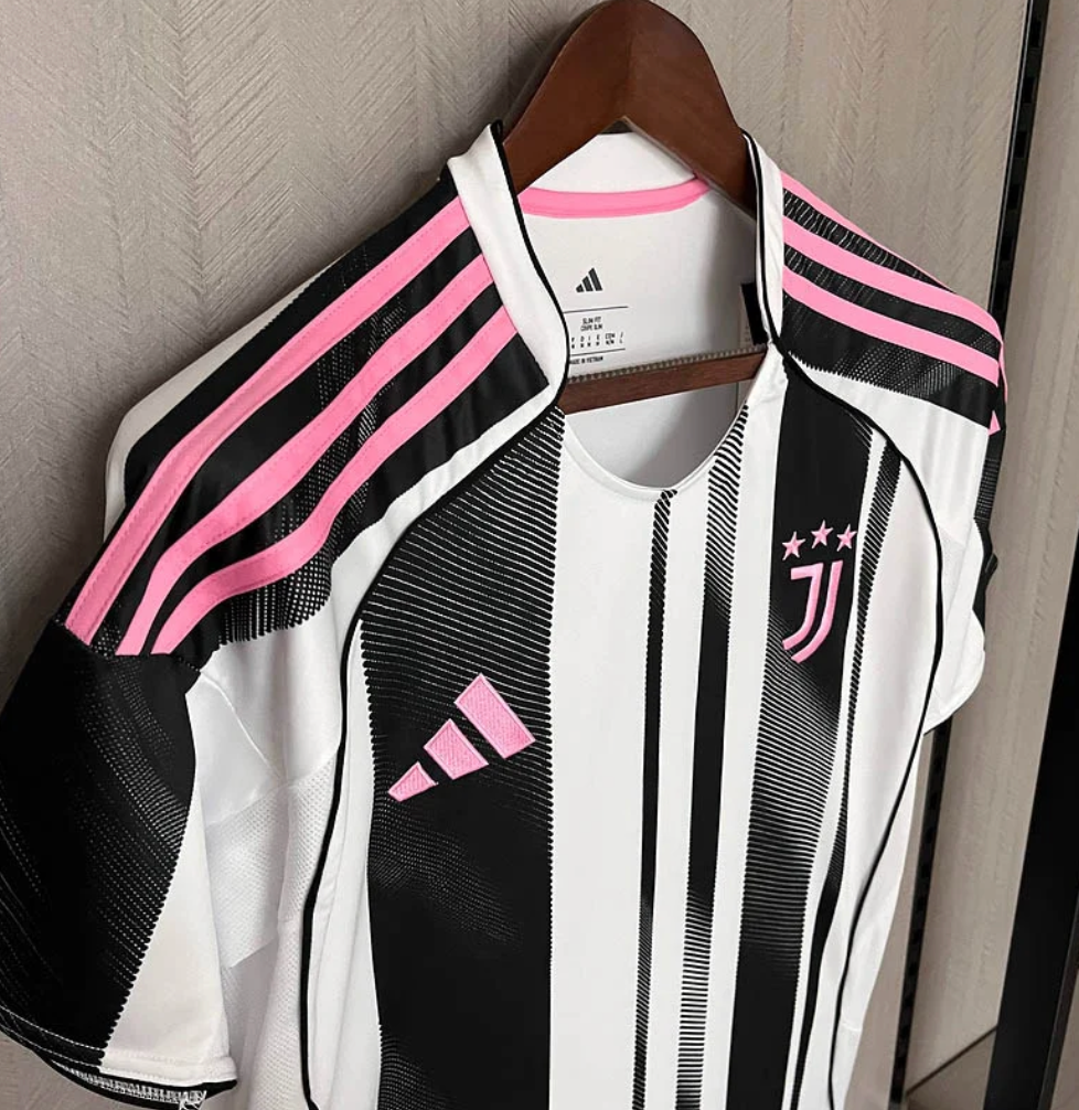 2025/2026 Juventus Home Soccer Jersey